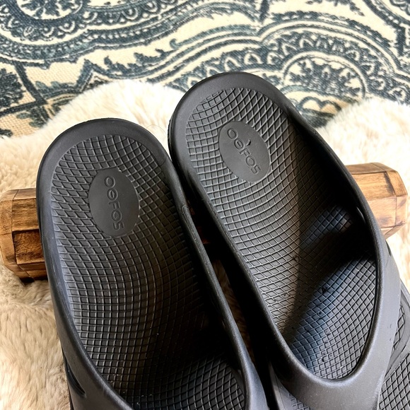 OOFOS OOriginal Flip Flop Sandals Comfort Recovery Shoes Black Men 18 - Picture 11 of 13